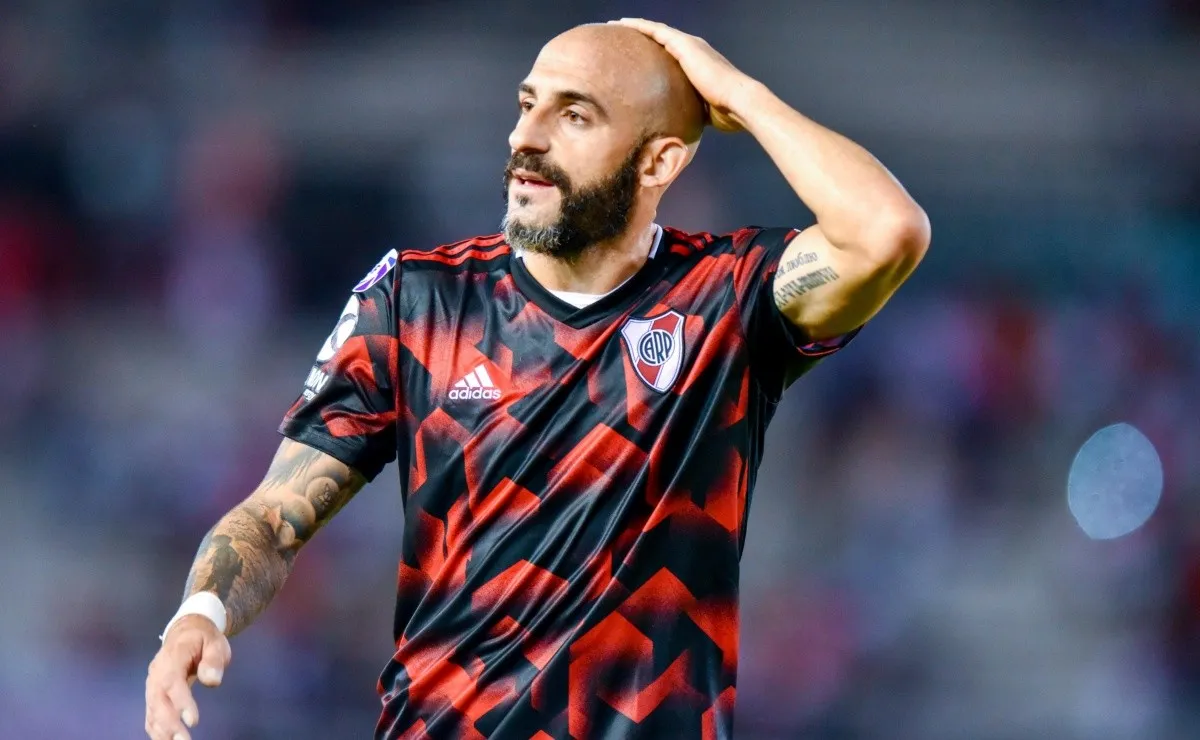 Pinola, Montiel y Martínez Quarta son los futbolistas de River que cuentan con dos tarjetas.