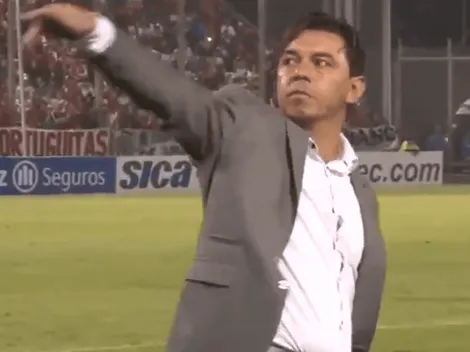 El momento en que Gallardo le pidió a la gente que deje de cantar "ole"