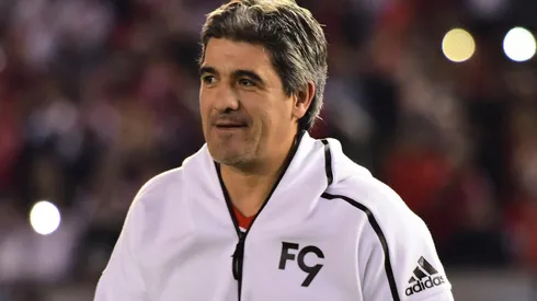 Ariel Ortega participó de la despedida a Fernando Cavenaghi en el Monumental, a mediados del año 2017. (FOTO: Getty)