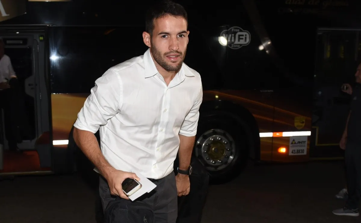 El lateral uruguayo y el club de Núñez no se han puesto de acuerdo económicamente.