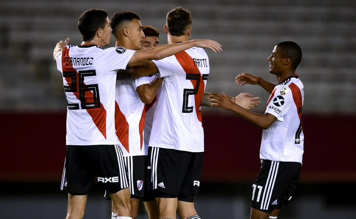 El Más Grande se impuso 3-0 sobre Alianza Lima y alcanzó los seis puntos en el Grupo A de la Copa Libertadores.
