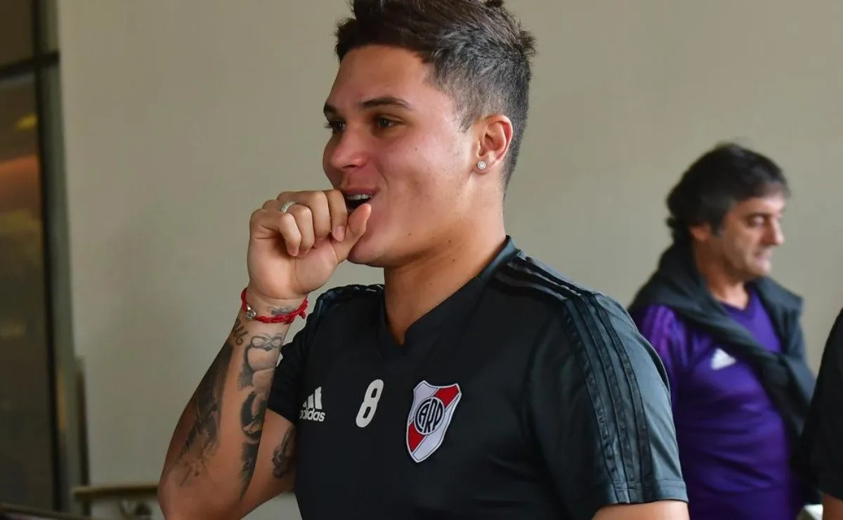 Quintero viajó a Colombia para continuar con la recuperación de su rodilla.
