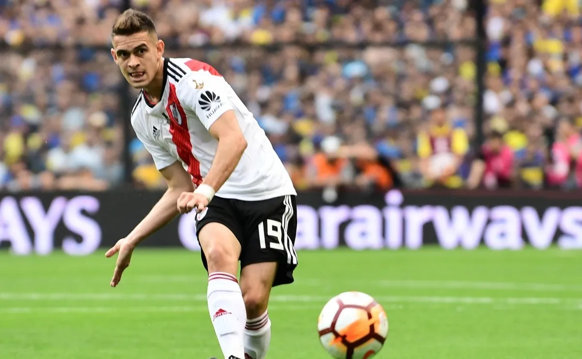 River se enfrenta a Tigre en el estadio Monumental desde las 15:15 horas.