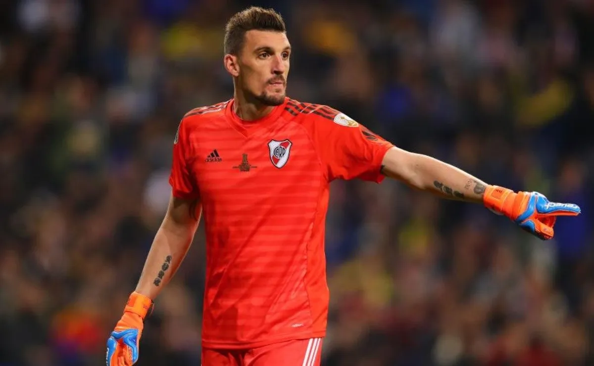 El arquero se perdería los próximos cuatro compromisos de River