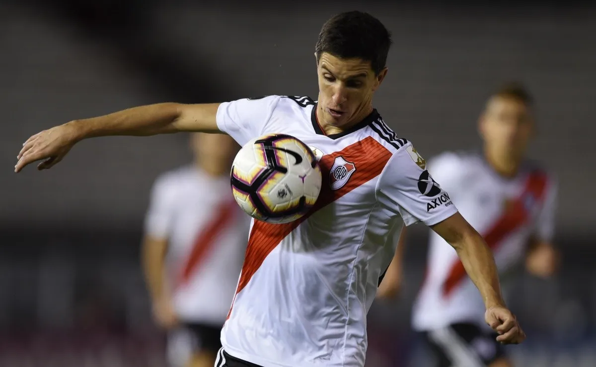 River se enfrenta a Inter de Porto Alegre en el estadio Beira Río.