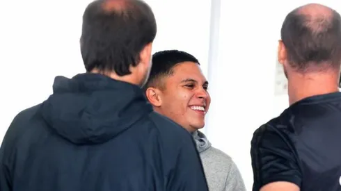 Juan Fernando sigue recuperándose de su lesión en la rodilla izquierda.