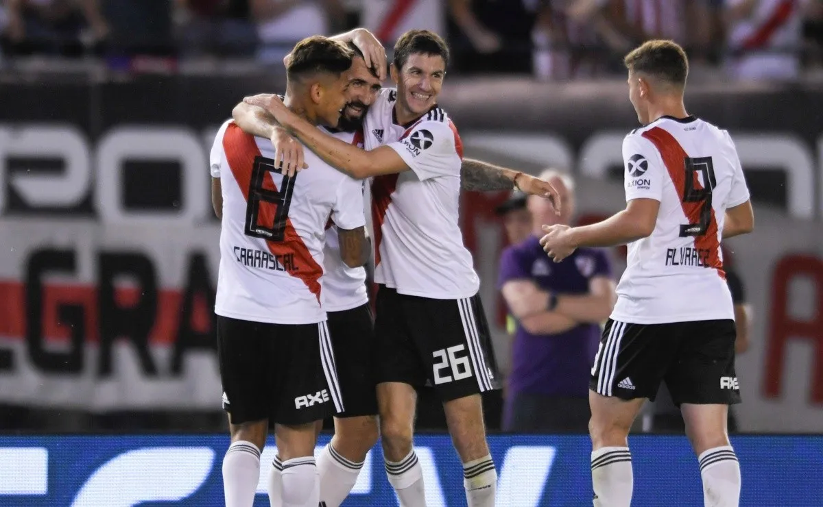 Si River gana su encuentro frente a Talleres, se asegurará una plaza en la próxima edición.