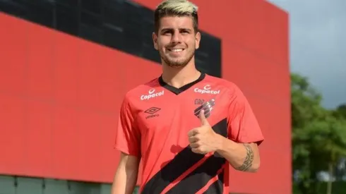 Tiene una cláusula que le impide jugar: "No hay nada que hacer".