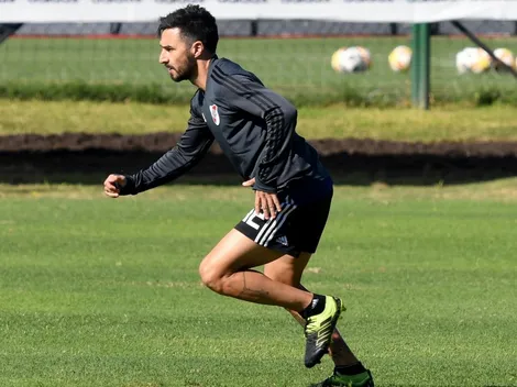 Scocco se retiró del entrenamiento con una molestia física