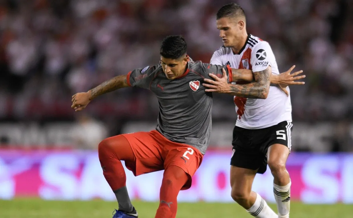 Zuculini hizo un gran papel ante Independiente.
