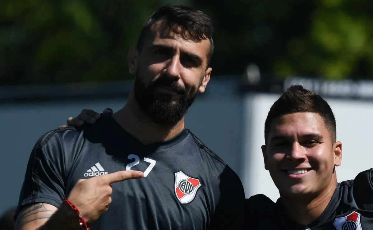 Lucas Pratto le envió su aliento de forma pública a Quintero
