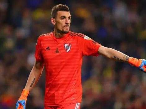 Armani: atajada, golpazo y recuperación inmediata