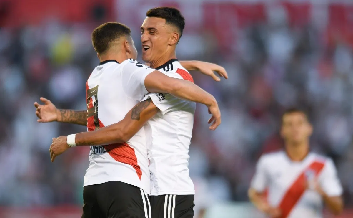 Nacho estiró la diferencia rematando un penal de forma contundente.
