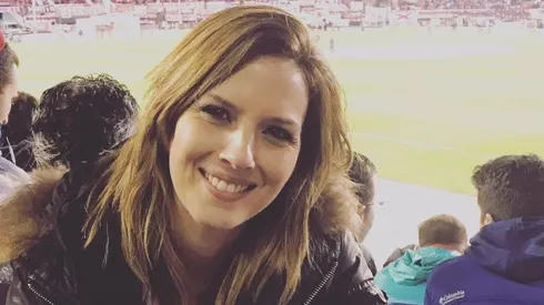 Soledad, fanática de River, alentando al Más Grande en el Monumental