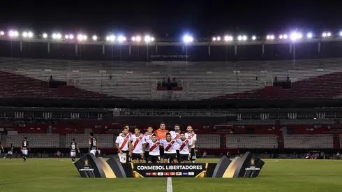 Un Monumental desierto, una postal inédita.