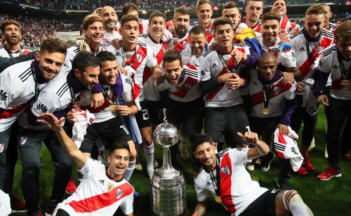 Un columnista afín al equipo culé aseguró que quiere "vivir el efecto River".