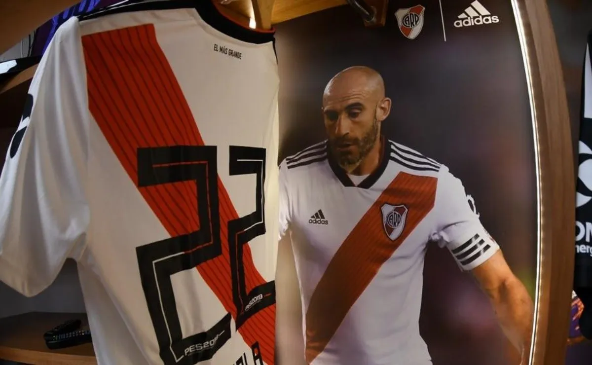El manto sagrado lucirá un parche por la Copa conseguida ante Boca.