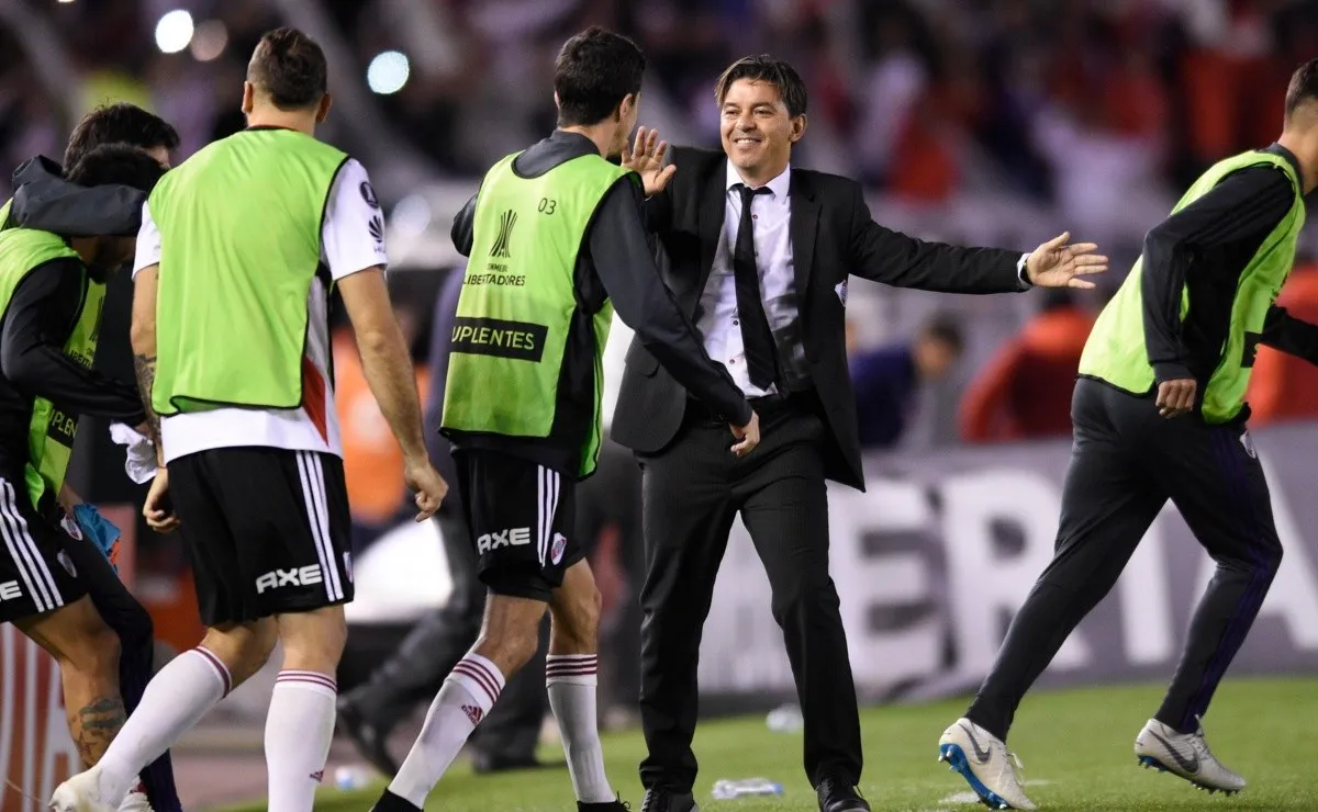 Los entrenadores podrán llevar más jugadores al banco de suplentes.