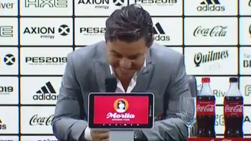 Marcelo Gallardo analizaba la victoria ante Newell's y no pudo aguantar la risa.