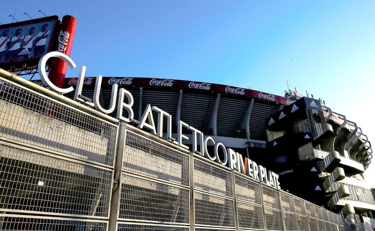 El estadio Monumental fue allanado este mediodía.