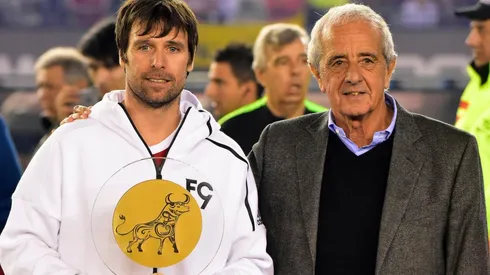 Cavenaghi junto a D'Onofrio durante su partido homenaje en el Monumental.