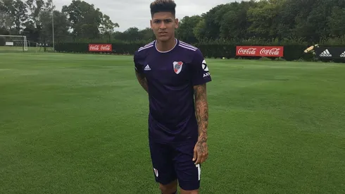El colombiano abrió la cuenta para la Reserva de River frente a San Martín (Tucumán).