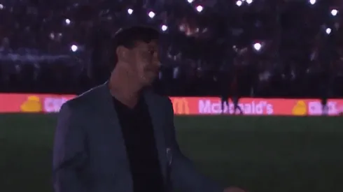 Iban 27 minutos de la primera parte del partido entre River y Banfield cuando se cortó la luz en el estadio Florencio Sola.