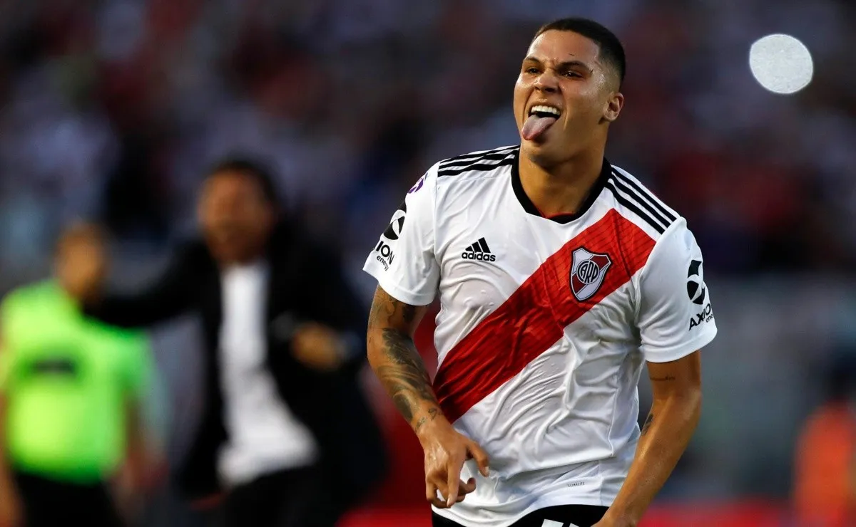 Juan Fernando Quintero extenderá su vínculo con River hasta junio de 2022.