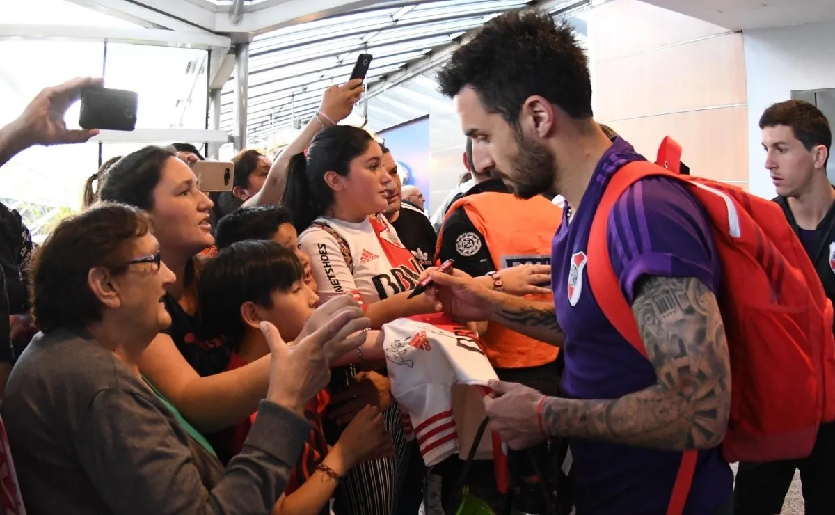 Scocco reconoció que su lesión tardó más de lo esperado por intentar jugar ante Boca.