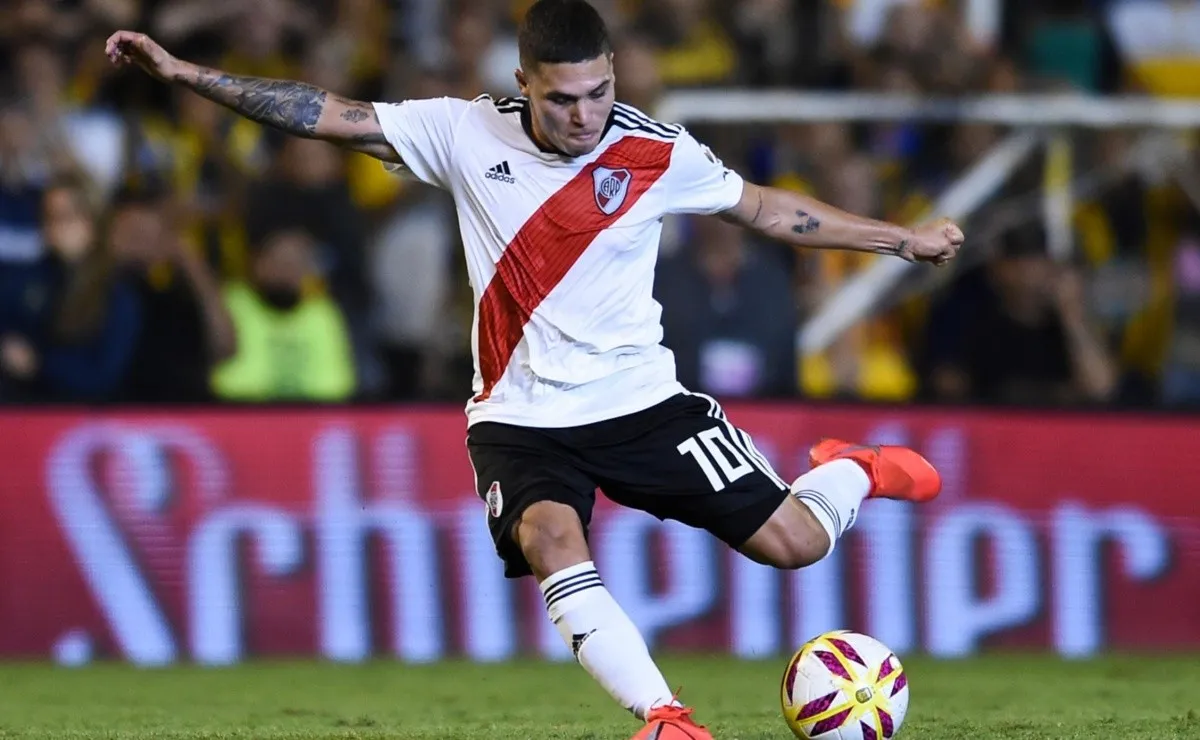 Quintero y su zurda que enamora al mundo entero.