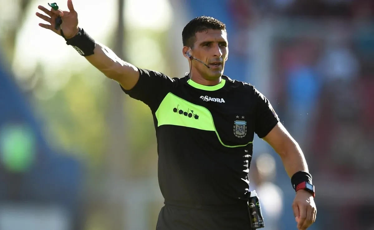 Con Andrés Merlos como árbitro, River no tuvo penales a favor ni en contra. (FOTO: Getty)
