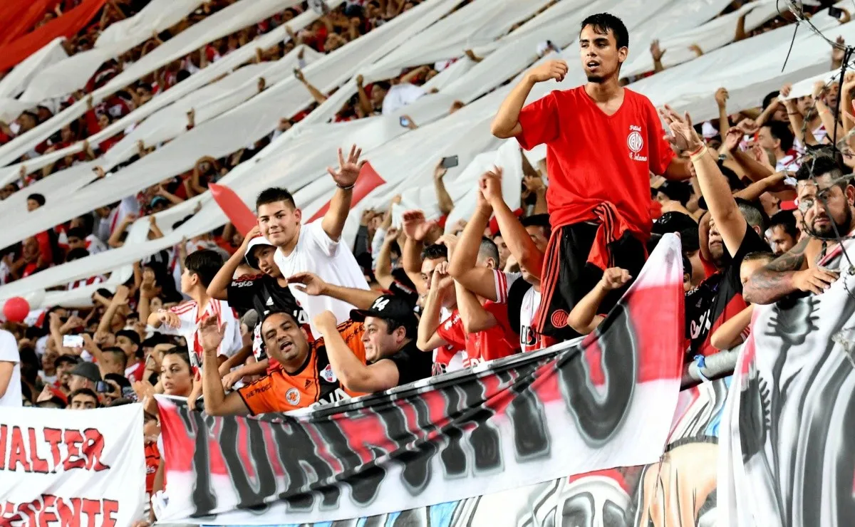 Los hinchas podrán alentar a River en el Sur.