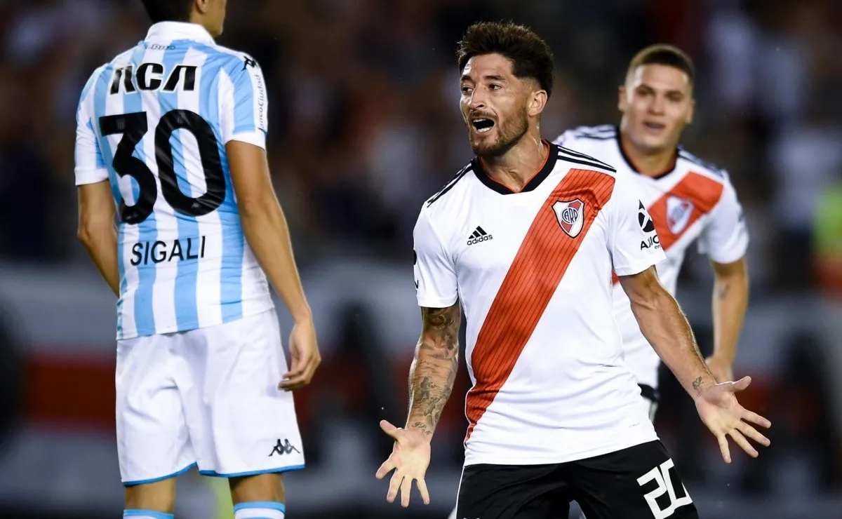 Milton Casco hizo público su pedido a Patricio Loustau para que le otorge el segundo gol de River ante Racing.