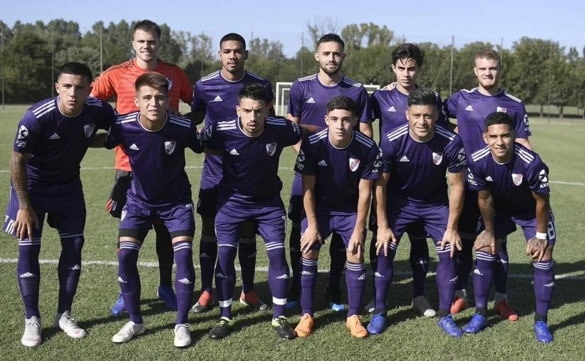 Lucas Beltrán y Santiago Vera le dieron el triunfo a River en la Villa Olímpica, frente a Vélez.