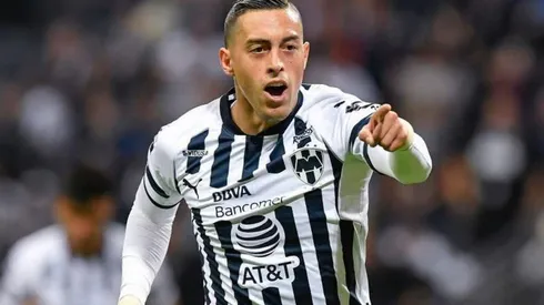 Rogelio la está rompiendo en México.