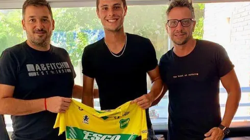 El delantero Pérez Ibáñez, quien estuvo a prueba en Italia, se fue a Varela. (FOTO: web oficial de Defensa y Justicia)