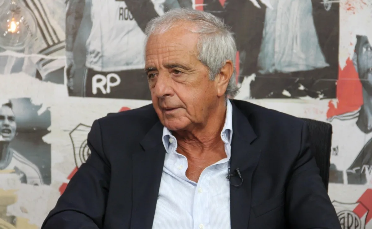 Rodolfo D'Onofrio explicó y debatió sobre el futuro del Monumental.