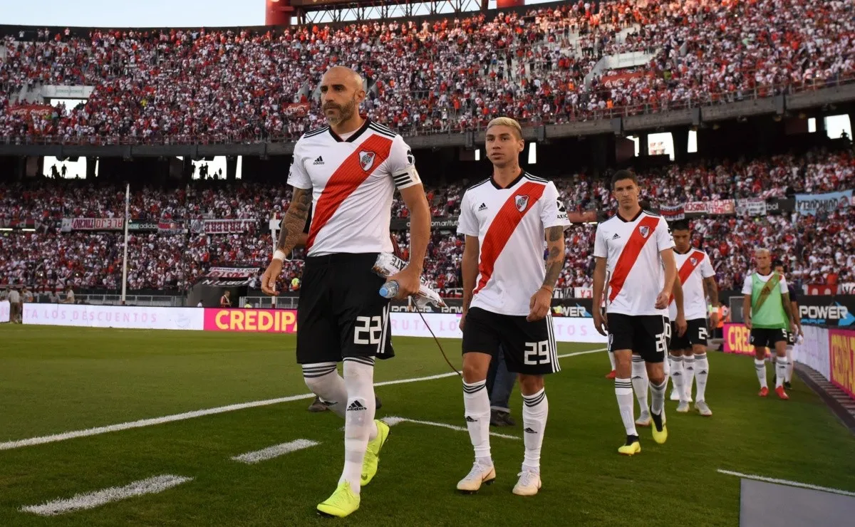 River se enfrentará a Atlético Paranaense el 22 y 29 de mayo.