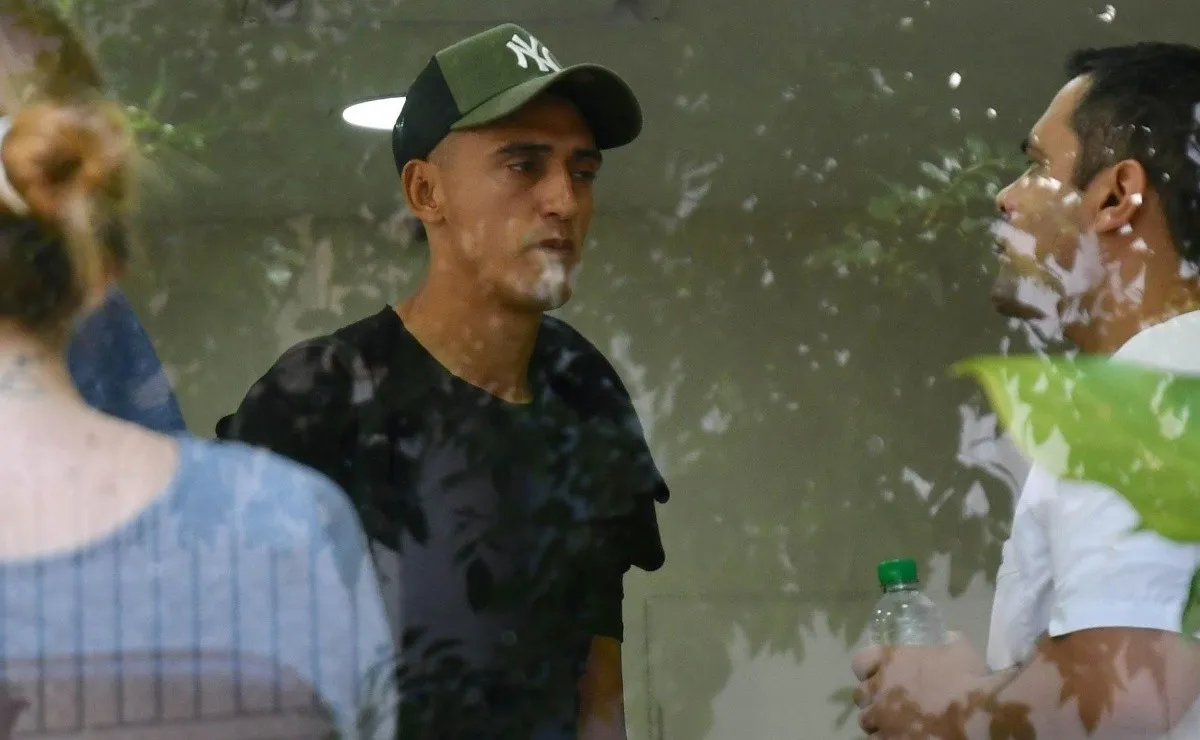 El jugador volvió a Córdoba para firmar ante un escribano.