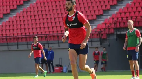Marcelo Larrondo se entrena con Unión La Calera.