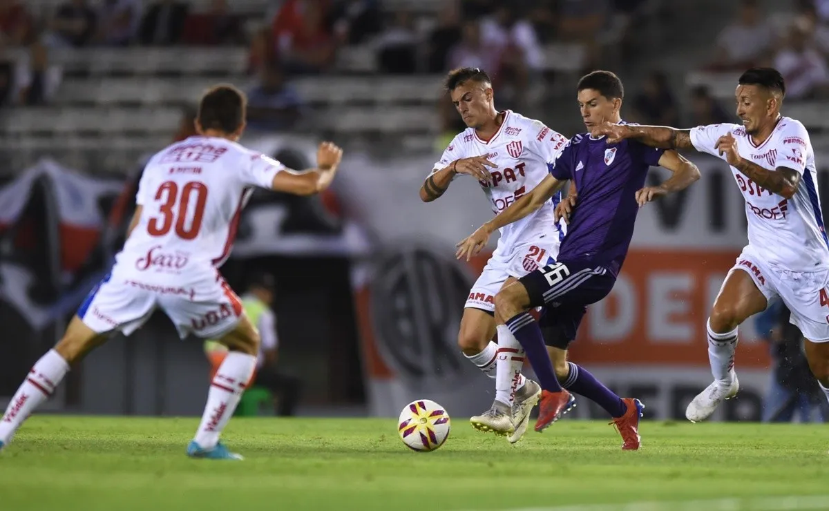 El Más Grande cayó 2-1 contra Unión y mostró un flojo rendimiento general.