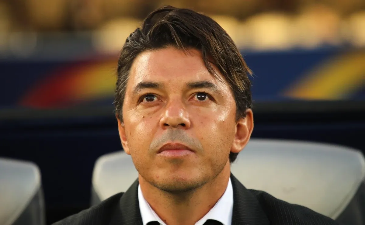 El equipo de Gallardo sale a la cancha junto a Quintero desde el arranque.