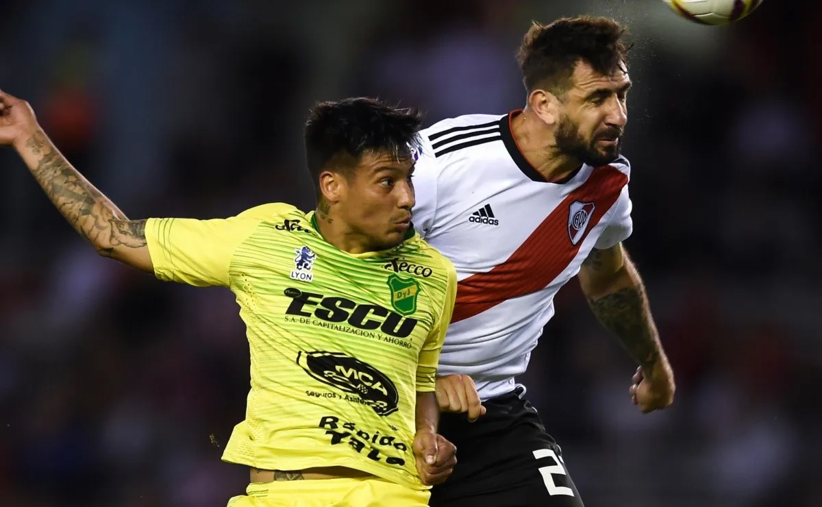 Lucas Pratto aseguró que Defensa y Justicia se llevó demasiado premio del Monumental.