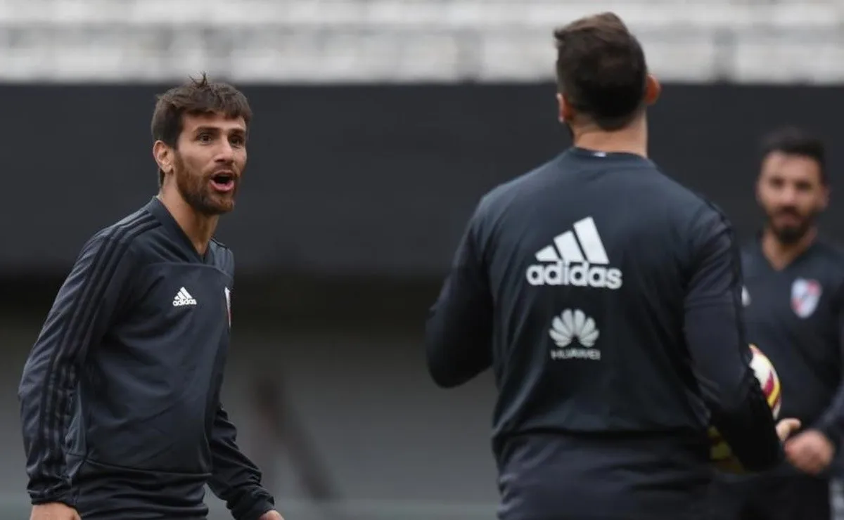 El plantel permanecerá en Uruguay hasta la noche del jueves 17 de enero. (FOTO: Diego Haliasz - Prensa River)