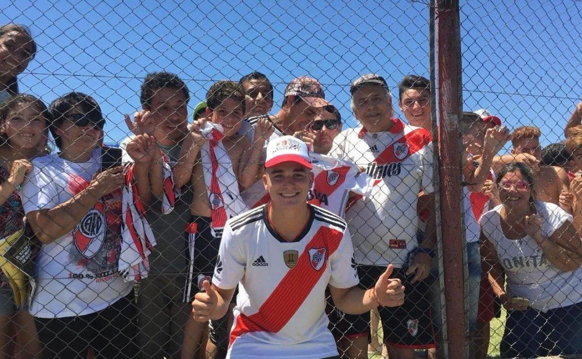 Julián Álvarez regresó a su pueblo natal de Córdoba.