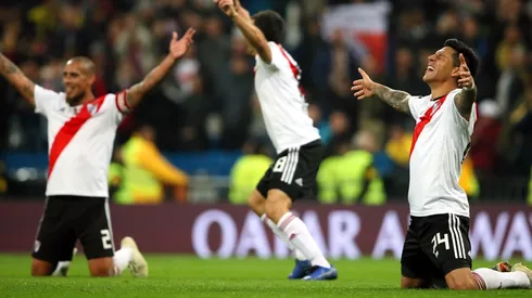 Rodillas al piso, manos apuntando al cielo, y semblante lleno de gloria máxima. Una postal de lo que fue el 2018 de River.