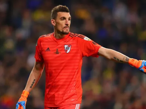 La frase de Armani que se tatuará un hincha por una promesa