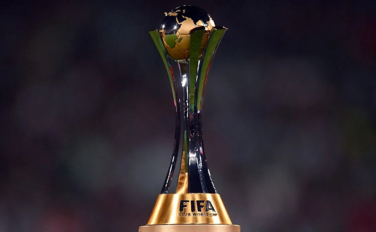 El trofeo del Mundial de Clubes, inédito tanto para River como los demás equipos argentinos.