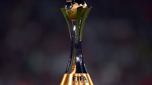 El trofeo del Mundial de Clubes, inédito tanto para River como los demás equipos argentinos.