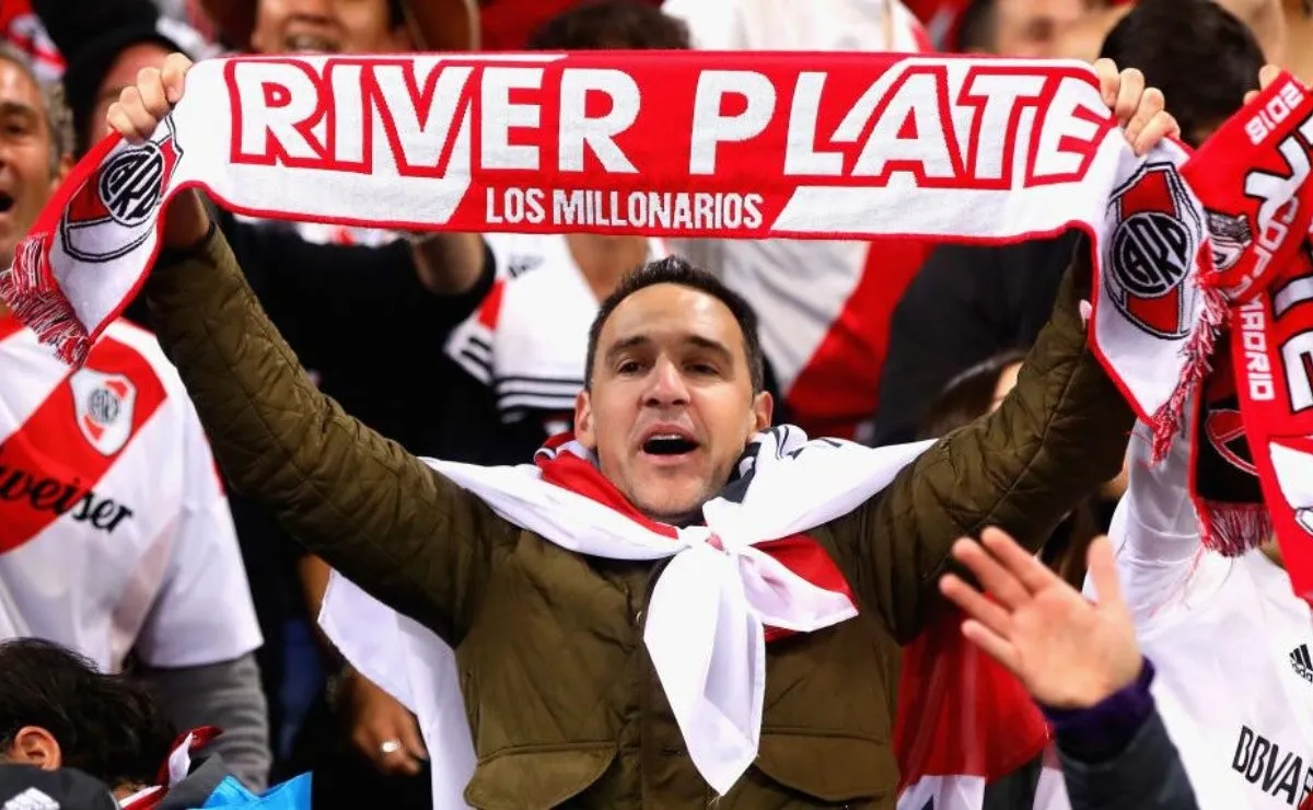 Los hinchas viajarán a Emiratos Árabes a alentará al Más Grande.